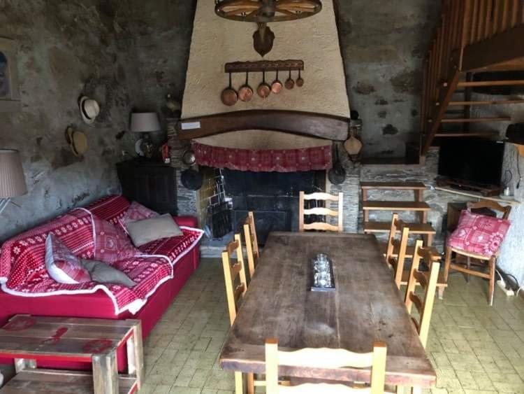 Rabat-les-Trois-Seigneurs Grange Ancienne Amenagee 빌라 외부 사진